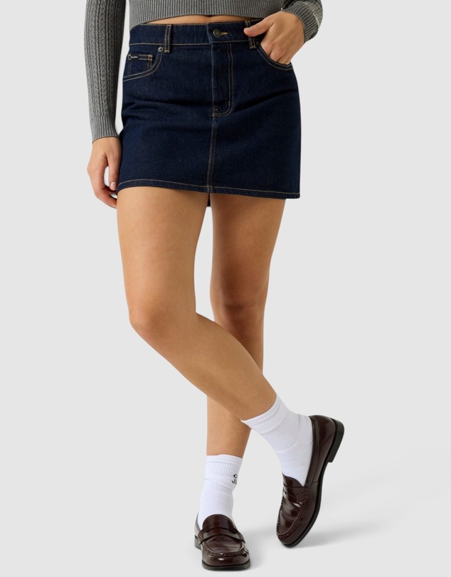 GUESS Jeans - GUESS JEANS Classic Mini Skirt