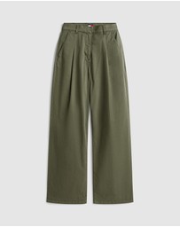 Tommy Jeans - Claire Wide Leg Chino Pants