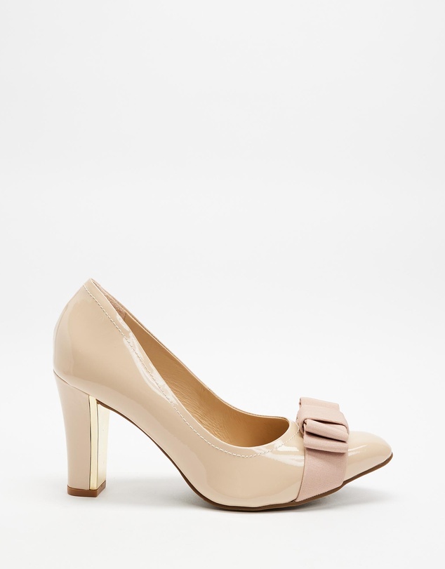 Nina Armando - Ade Heels