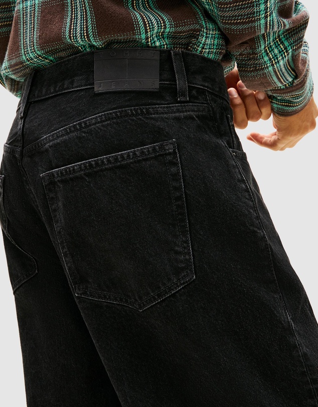 Tommy Jeans - Jaimie Relaxed Flag Straight Leg Jeans