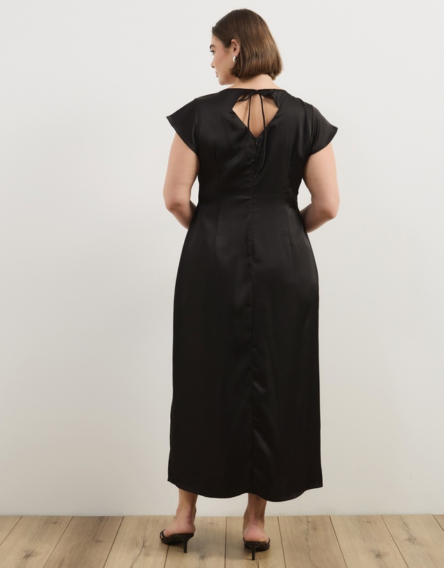 Atmos&Here Curvy - Becca Lace Trim Satin Maxi Dress