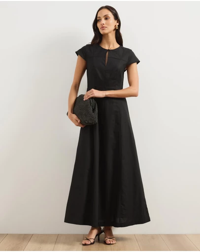 Atmos&Here - Lorry Keyhole Linen Blend Maxi Dress
