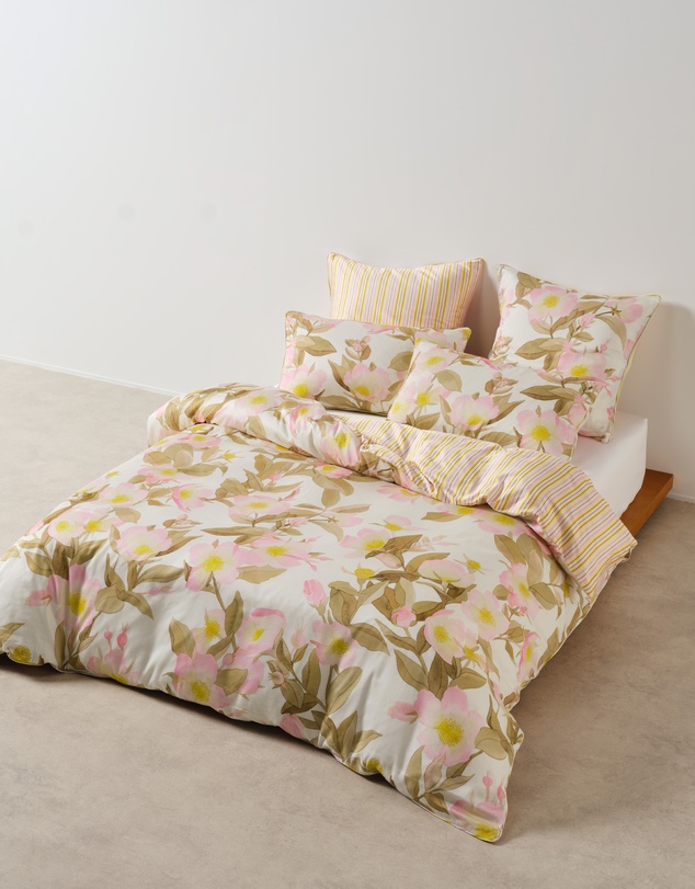 Linen House - Camellia Quilt Cover Set