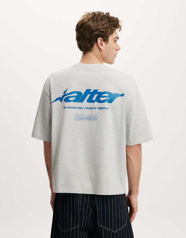 Cotton On - Cropped Fit Graphic T-Shirt
