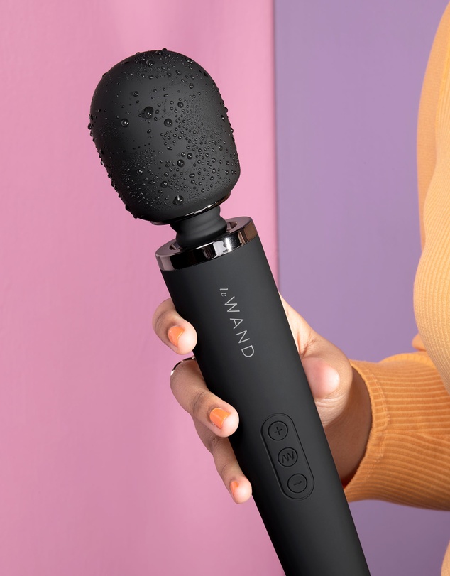 Le Wand - Le Wand Rechargeable Massager