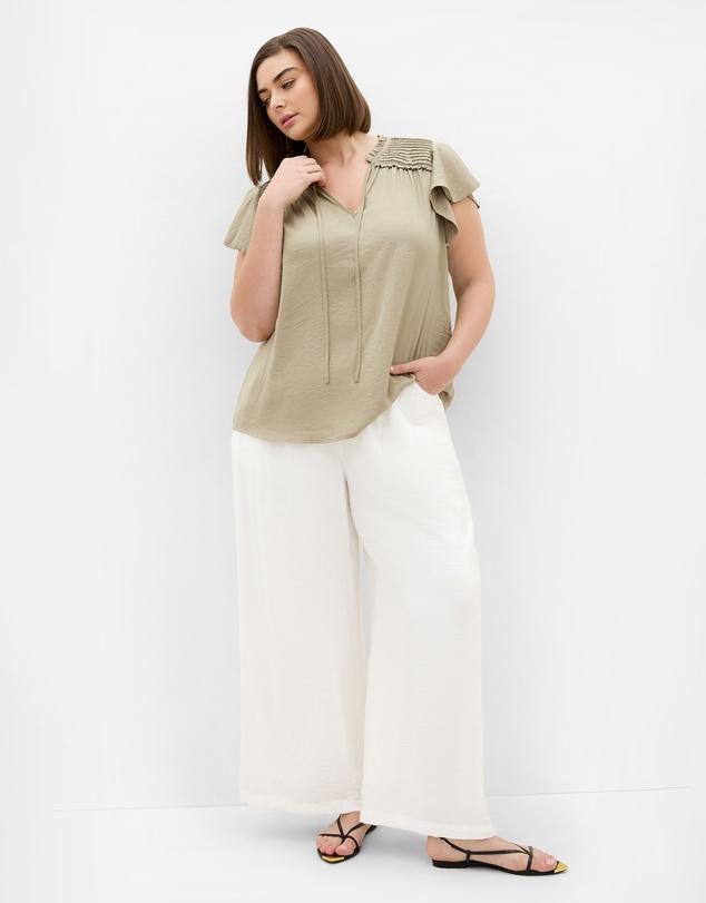 City Chic - Plus size Drama Queen Short Sleeve Shirt - sage