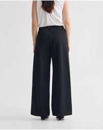 Oxford - Sonia Pant