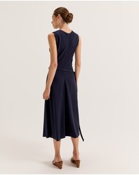 Review - Yorkville Ponte Dress