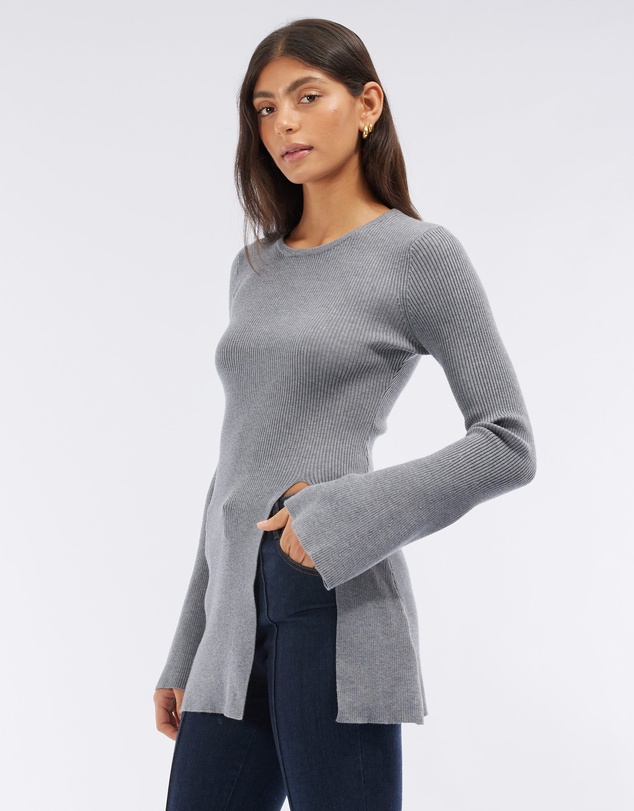 Amelius - Joanne Flare Sleeve Knit