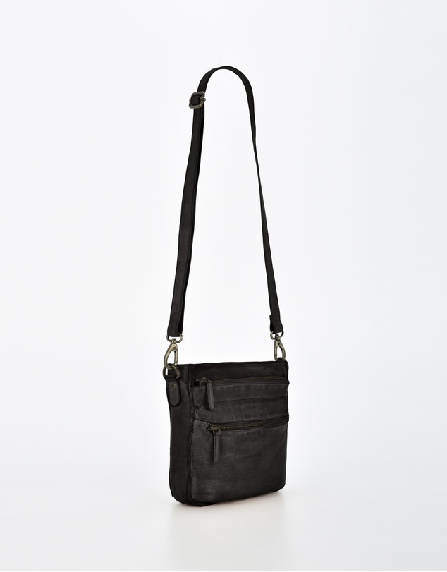 Cobb & Co - Mawson Washed Leather Multiple Pocket Crossbody