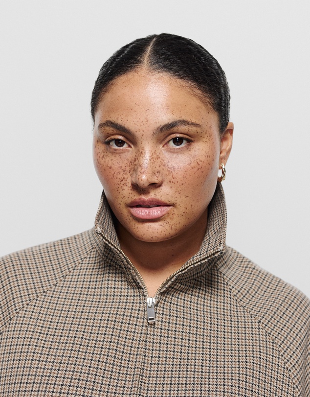 Commonry - Eliza Bomber