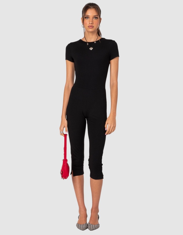 EDIKTED - Capri Open Back Jumpsuit