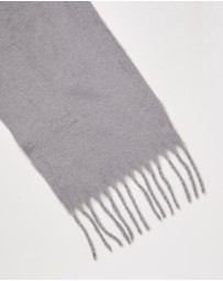 Studio - Dani Scarf