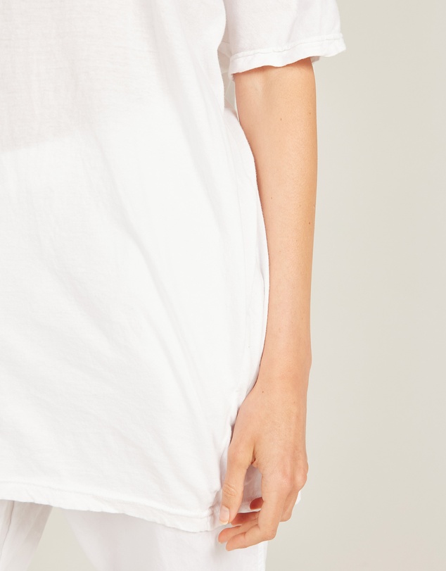 Primness - Loose V Tee