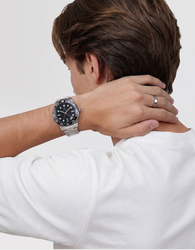 Daniel Wellington - Iconic GMT Link 40mm Ceramic Bezel