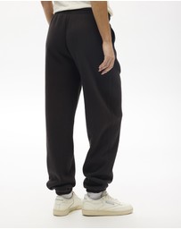 Superdry - Essential Slim Fit Joggers