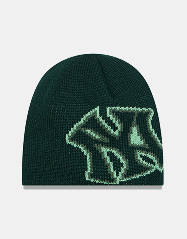 New Era - Oversized Logo Skully NY Yankees