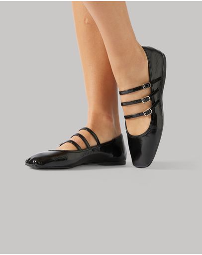 BLACK PATENT