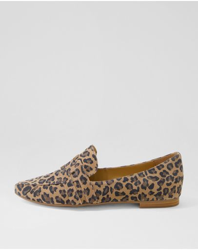 CAMEL LEOPARD