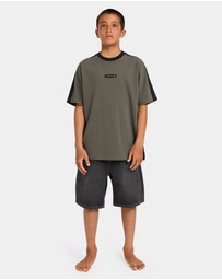 Billabong - Boys 8 to 16 Spec Denim Shorts