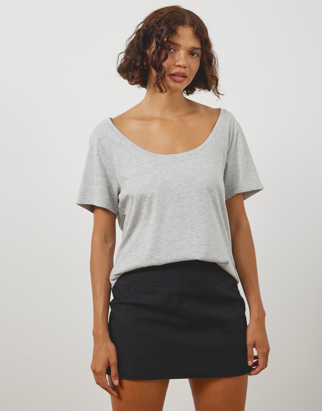Atmos&Here - Organic Cotton Scoop Neck Tee