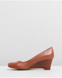 Naturalizer - Hydie Wedge - Saddle
