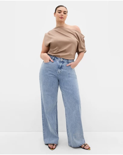 City Chic - Plus size Harley Fit Denim Blues Straight Leg Regular Jean - light wash
