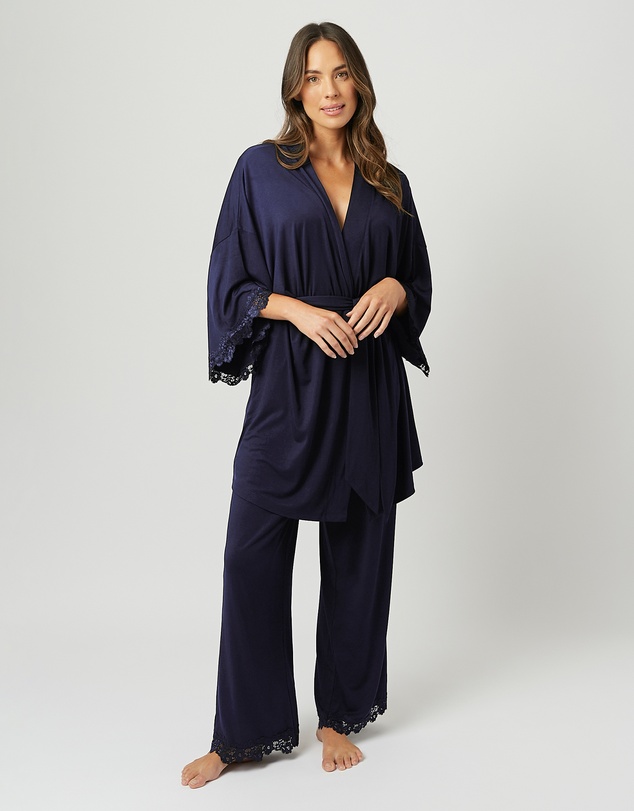 UNE PIECE - Lace Trim Modal Robe