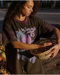 KINGA CSILLA - Hyper Lily OG Tee