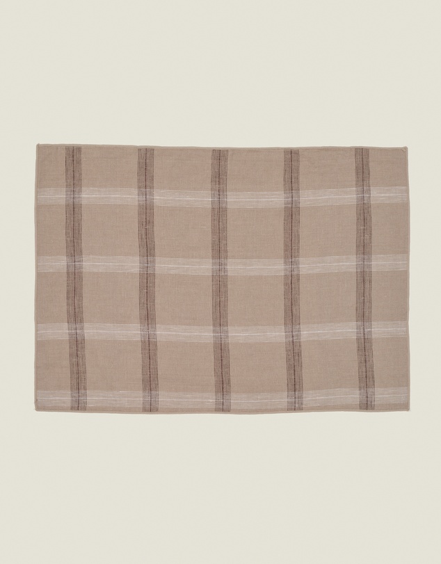 Carlotta + Gee - 100% Linen Placemat Set