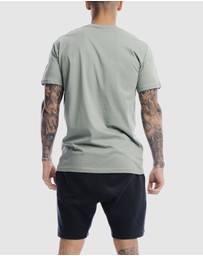 DVNT - Saint Tee