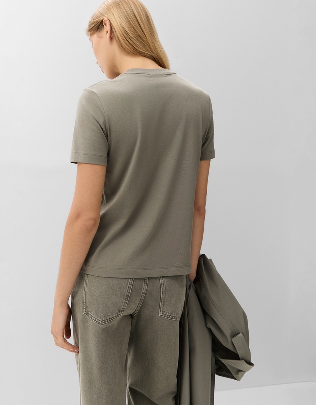 UNISON - The Classic Crew Tee