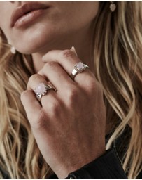 Stolen Girlfriends Club - Love Claw Ring