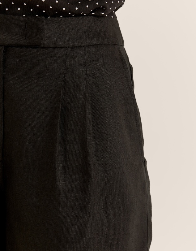 Review - Celine Linen Shorts