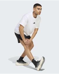 adidas Performance - RUNNERS WE ARE DIFFERENT GRAPHIC T-SHIRT Mens