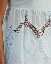 Atmos&Here - Cora Embroidered Top