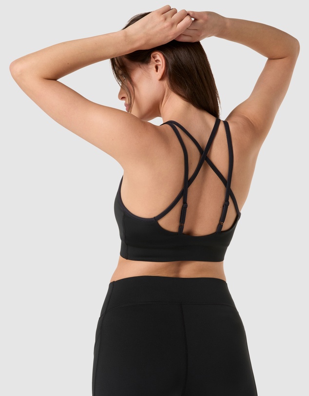 ASICS - Nagino Flex Strappy Bra - Women's