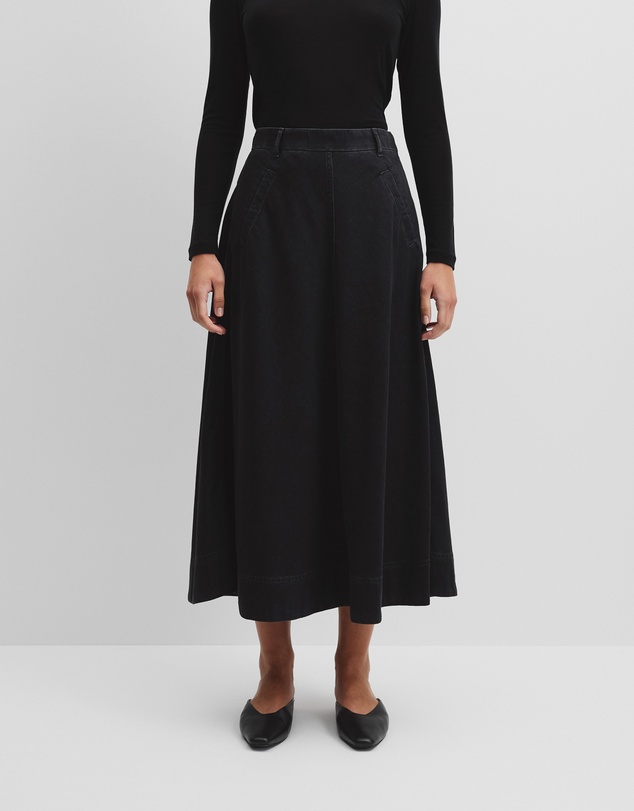 Country Road - Lightweight Denim Midi Skirt