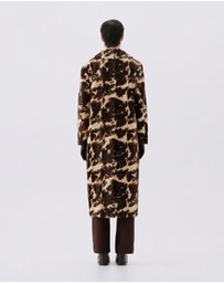 Unreal Fur - Nenet Coat