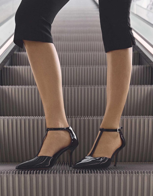 Shelly Shen - Maven High Heels Black Patent