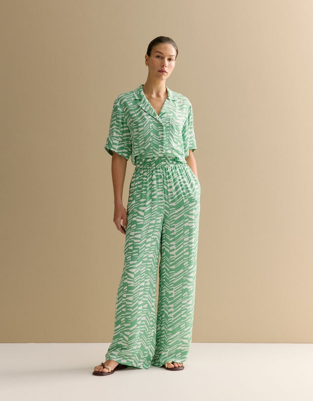 Trenery - Abstract Geo Wide Leg Pull On Pant in Matcha