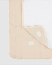 GUESS - Teddy Bear Newborn Changing Mat