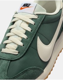 Nike - Pacific - Women's