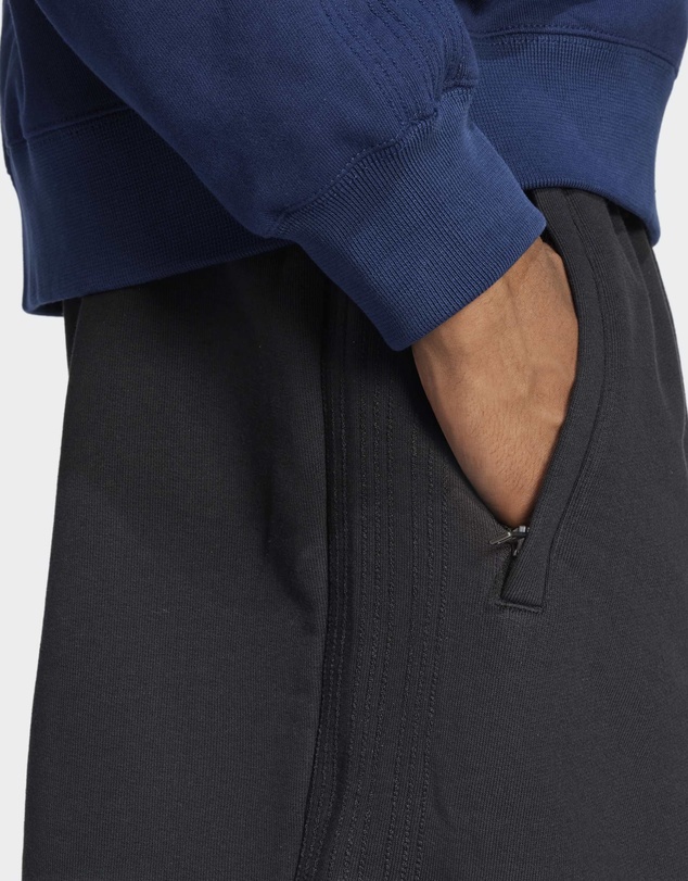 adidas Originals - Premium Essentials Shorts Mens