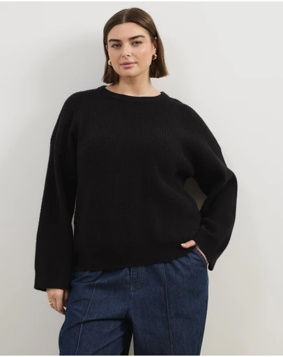 Atmos&Here Curvy - Rory Crewneck Knit Jumper With Button Detail At Side Seam