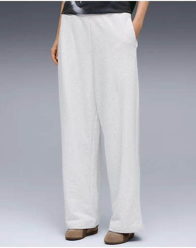Puma - Wardrobe Essential Slouchy Sweatpants