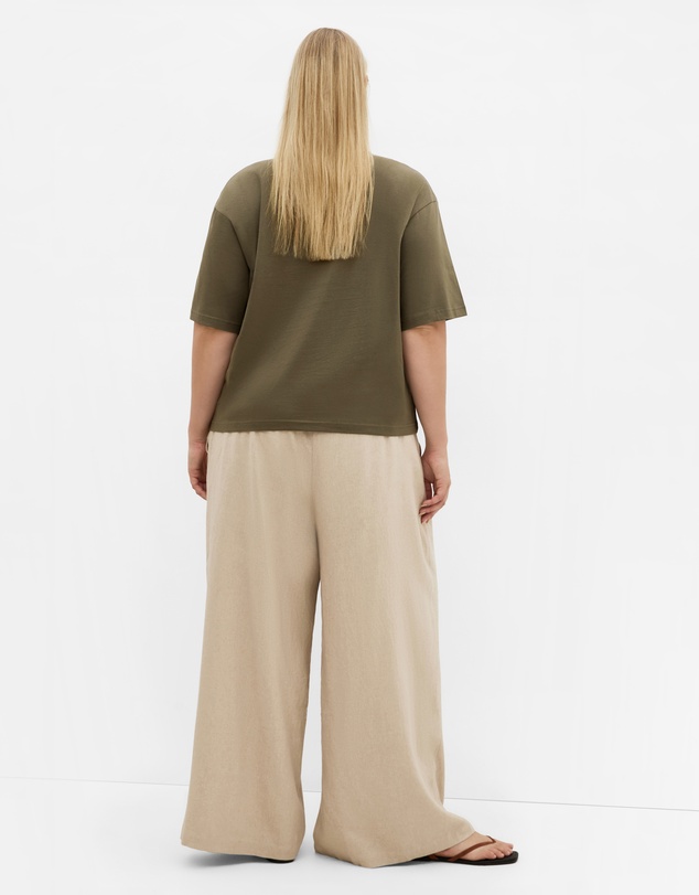 City Chic - Plus size Oversized Crew Neck Tee - khaki