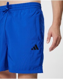 adidas Sportswear - Essentials Small Logo Chelsea Shorts