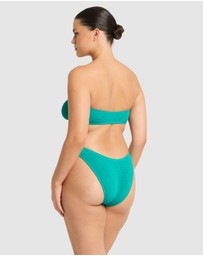 Bond-Eye Swimwear - Sign Brief