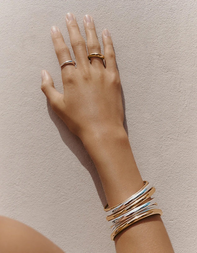 Kirstin Ash - Within Motion Ring